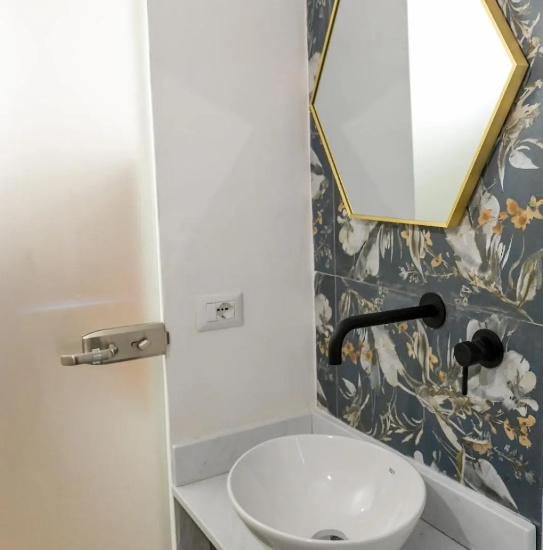 Apartment Seraphine'S House Bari